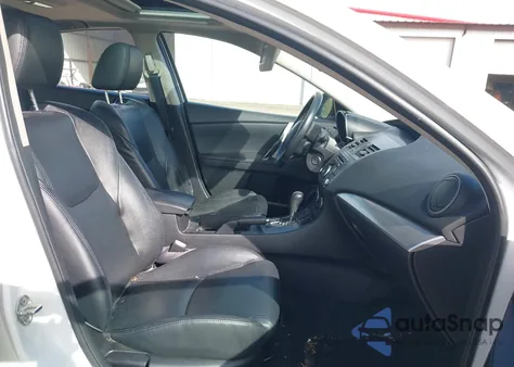 2012 Mazda Mazda3 S Grand Touring из США, поврежденный, VIN JM1BL1W51C1657669